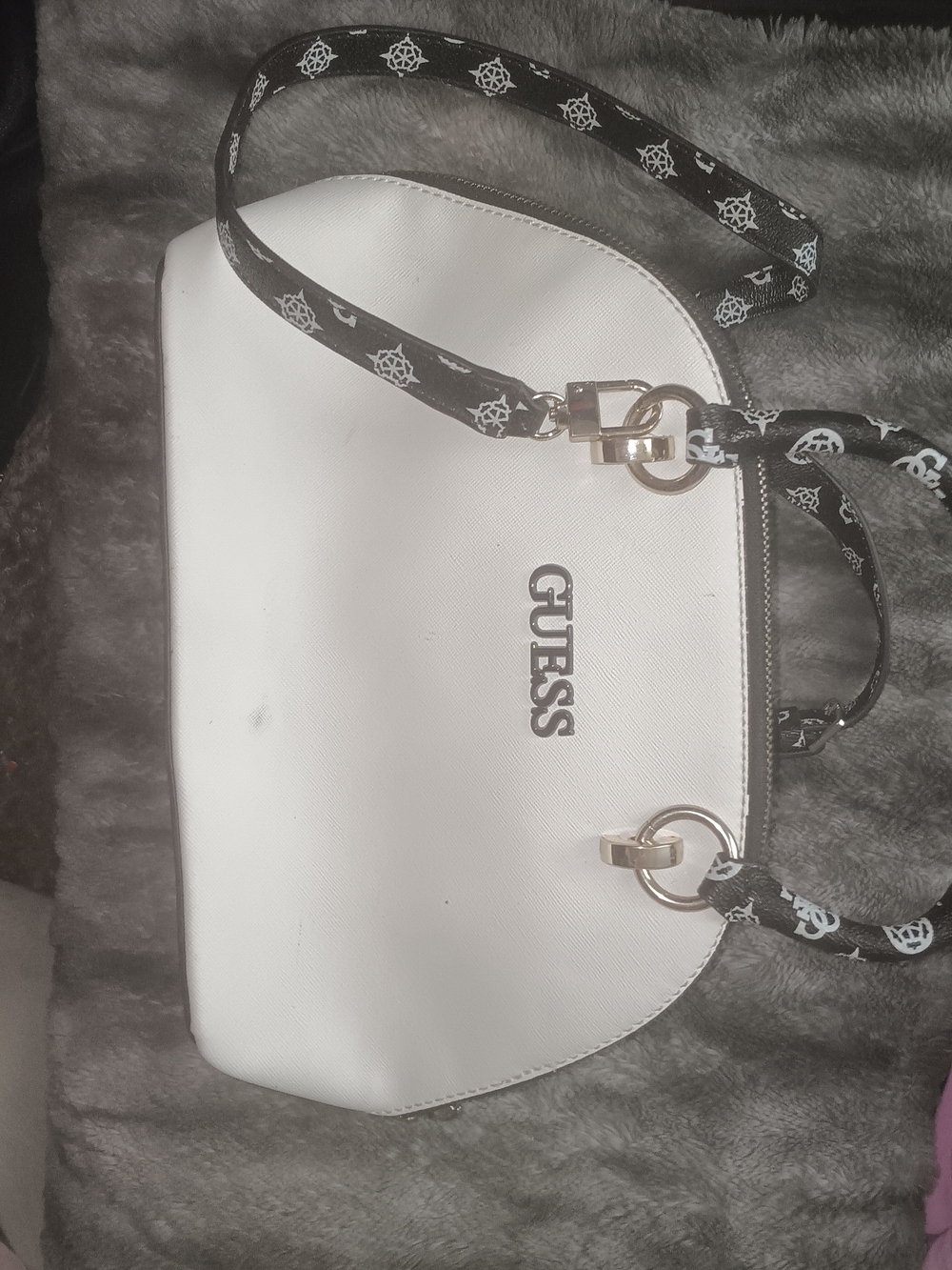 Guess White Shoulder Bag with Black Logo Strap